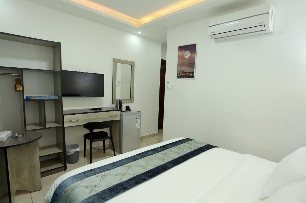 Down Town Hotel Akabe Dış mekan fotoğraf