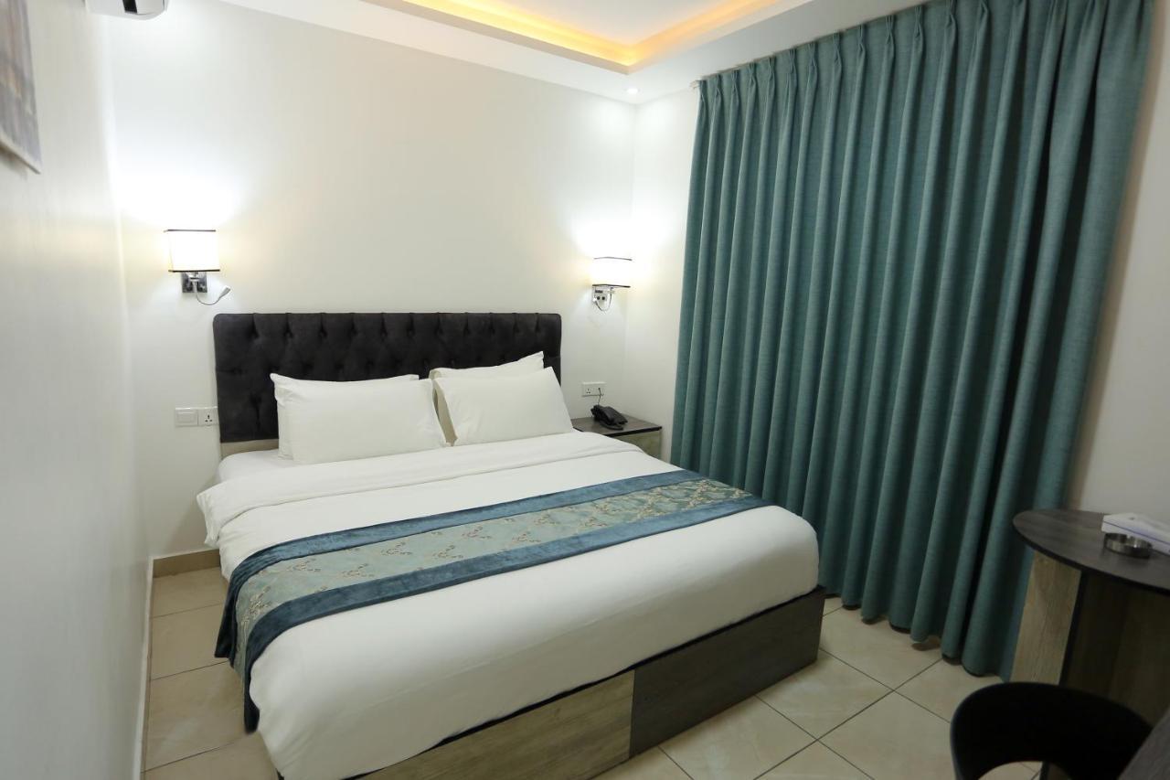 Down Town Hotel Akabe Dış mekan fotoğraf