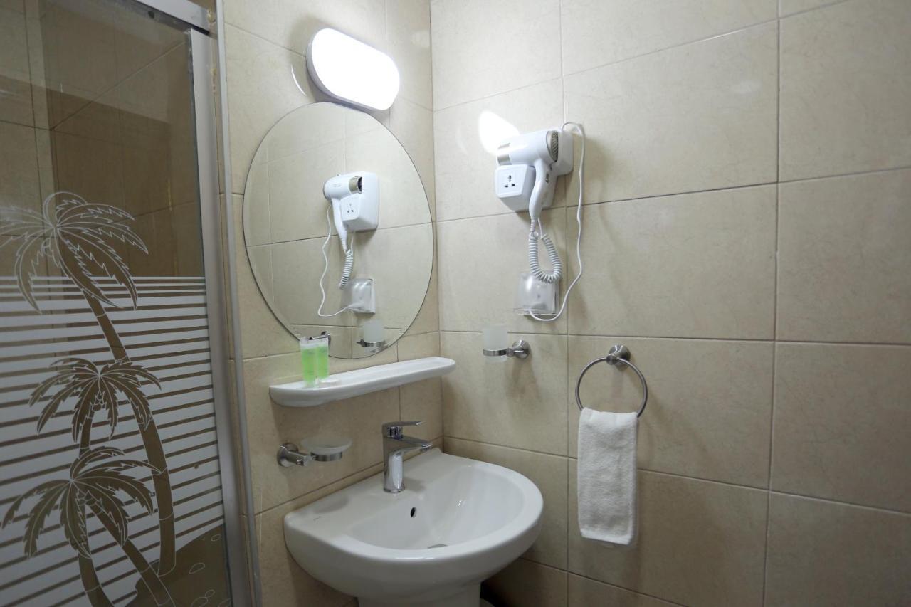 Down Town Hotel Akabe Dış mekan fotoğraf